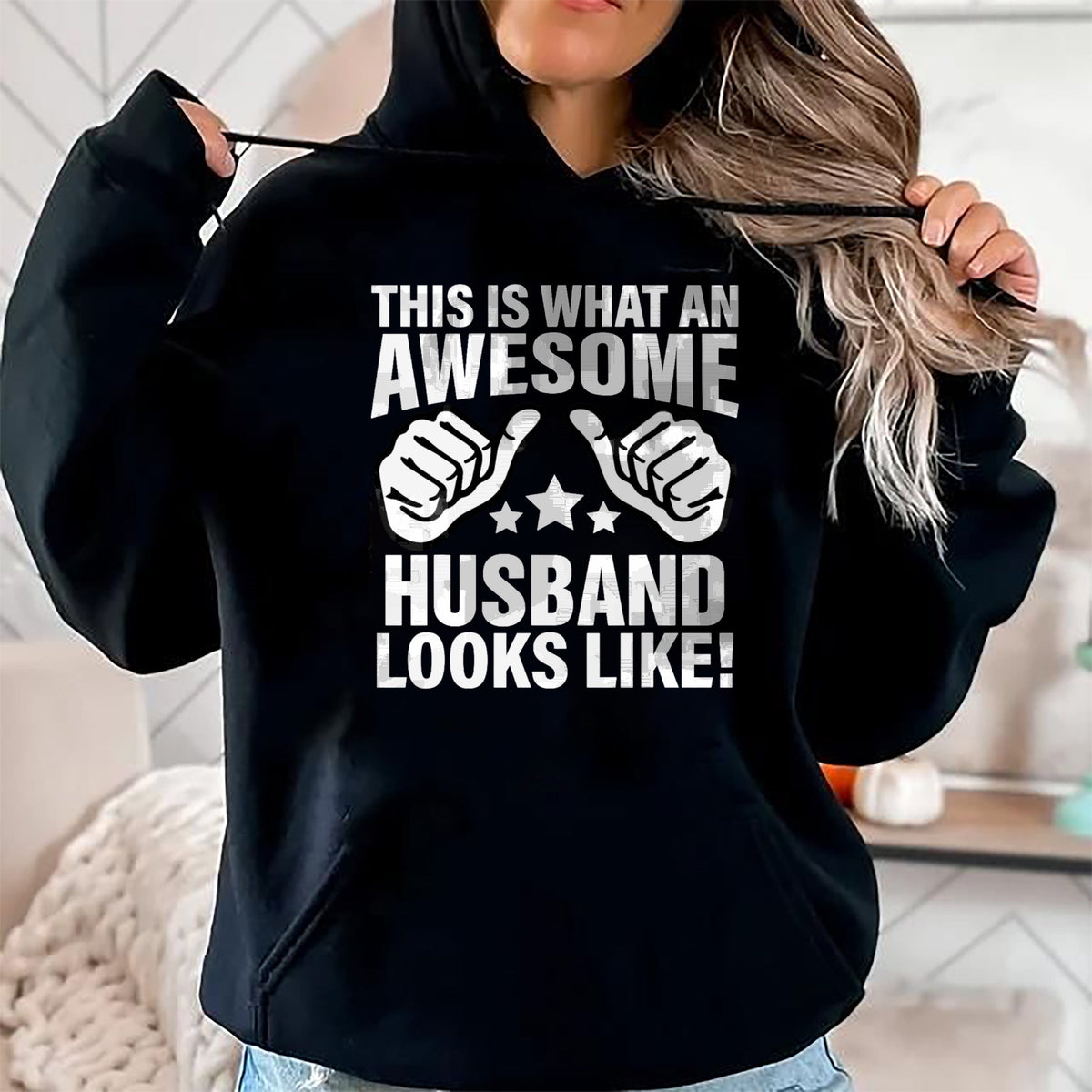 Best Wife Shirt, Wife and Husband Unisex T-Shirt/Hoodie/Sweatshirt HLT00 - This Is What An Awesome Husband Looks Like Cool T-Shirt